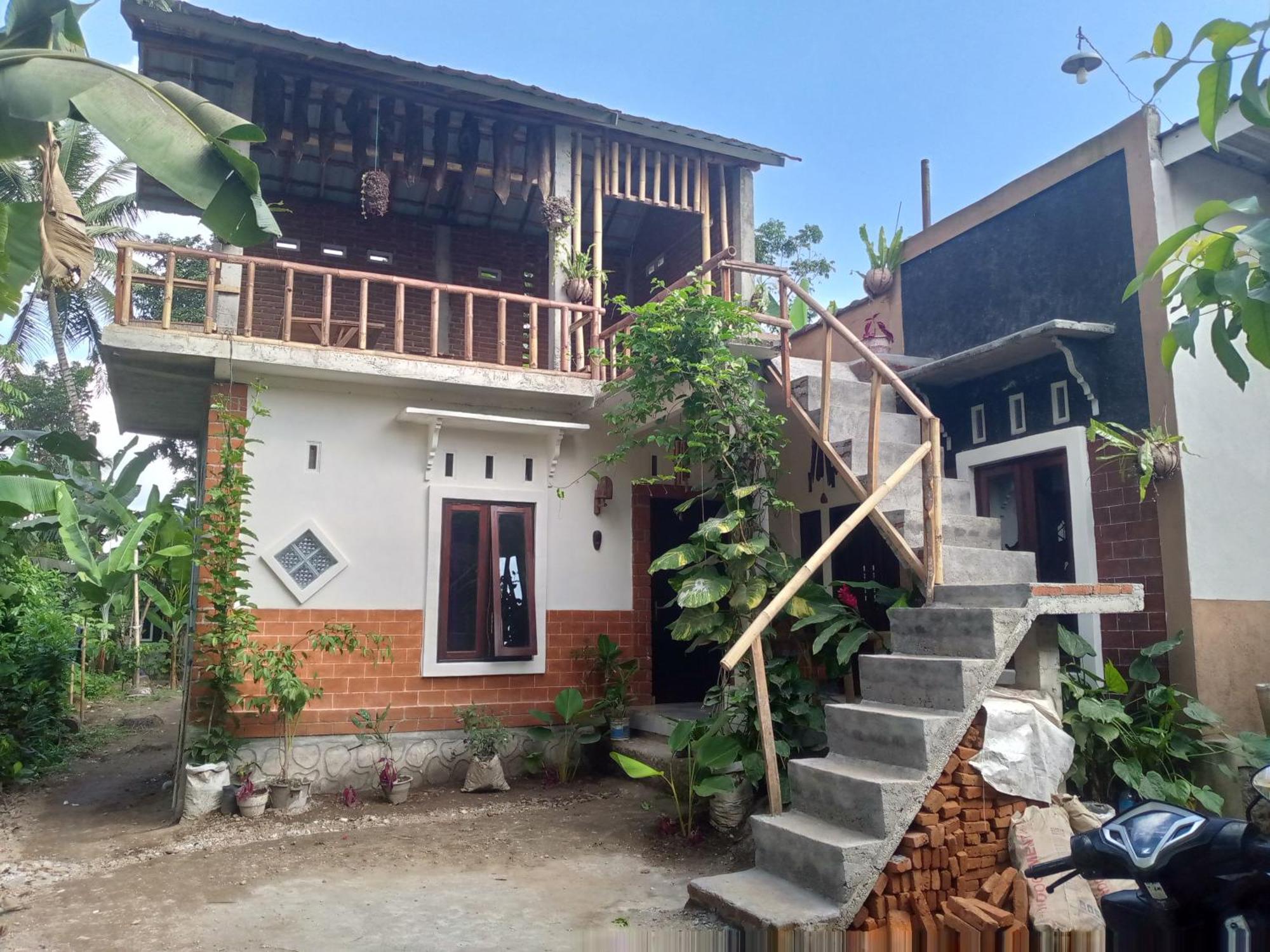 Syaqila Homestay Lombok Тетебату Екстериор снимка