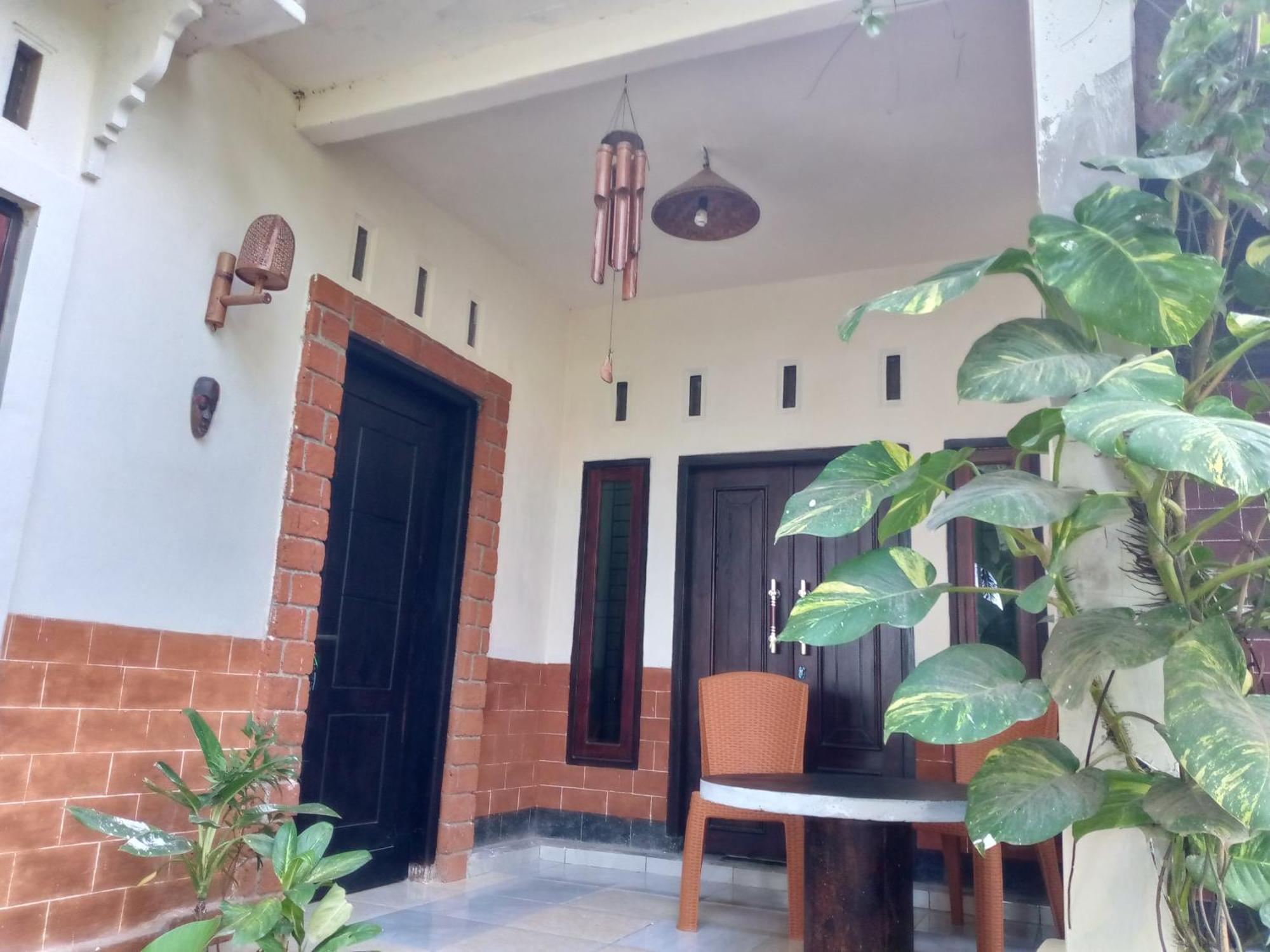 Syaqila Homestay Lombok Тетебату Екстериор снимка
