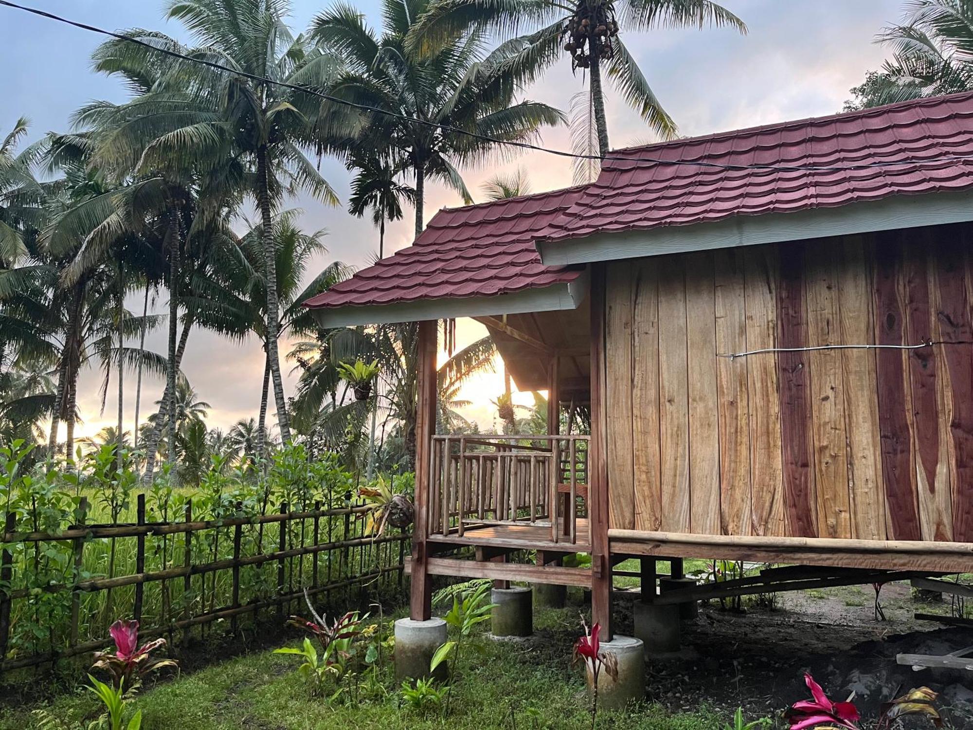 Syaqila Homestay Lombok Тетебату Екстериор снимка