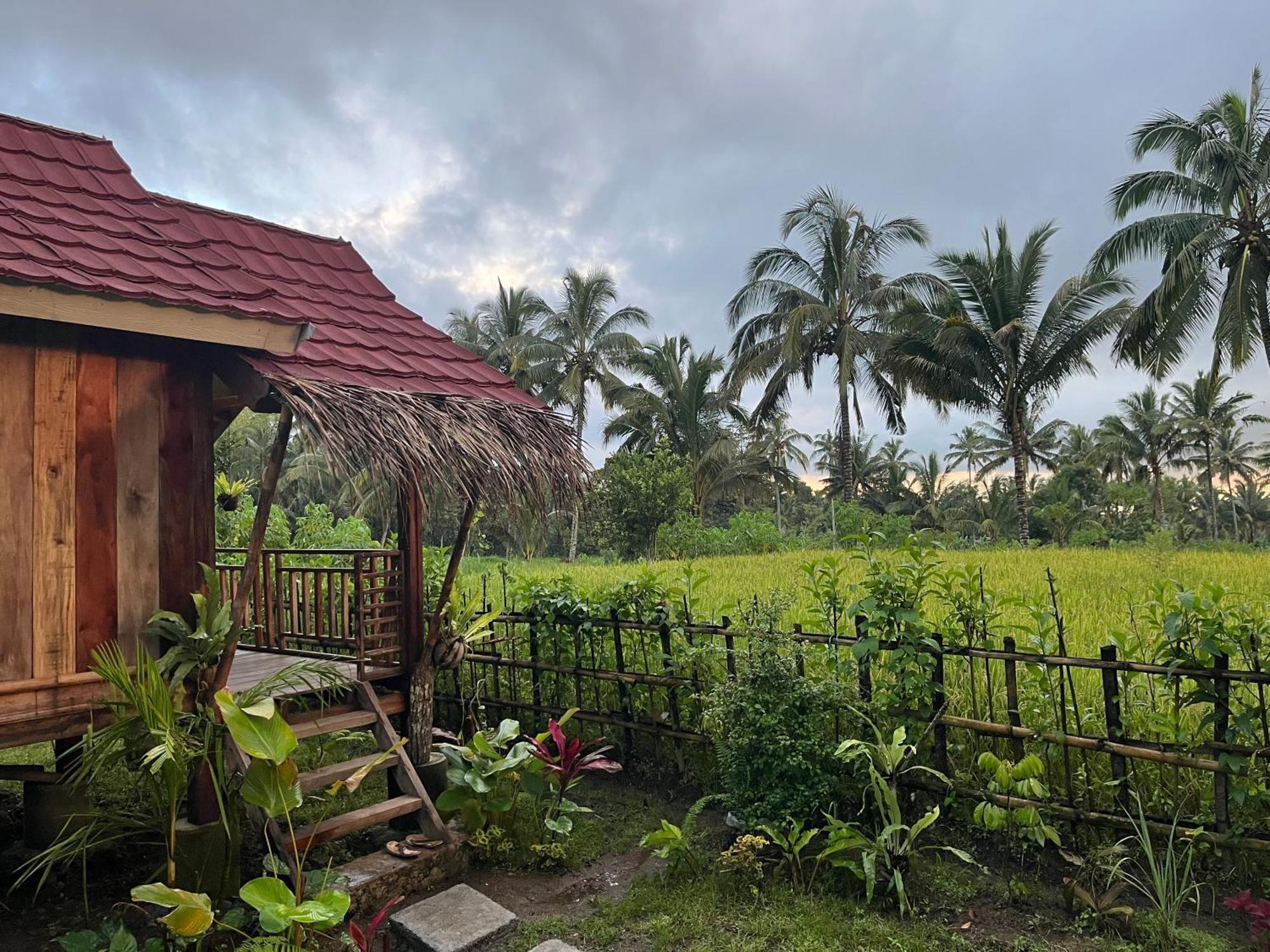 Syaqila Homestay Lombok Тетебату Екстериор снимка